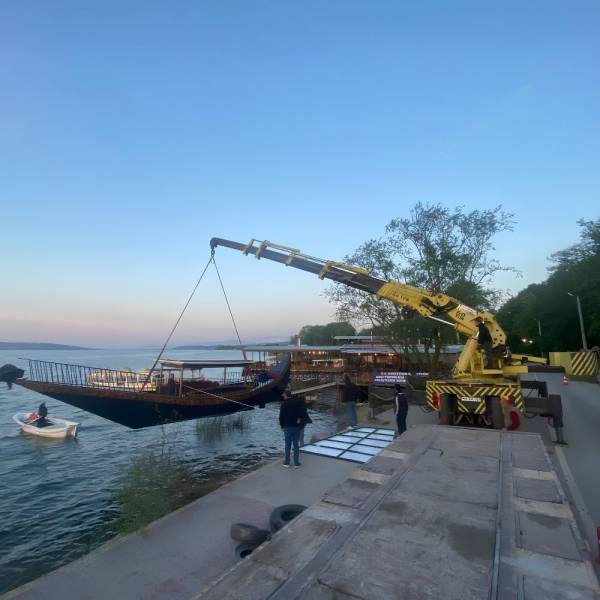 Makaslı Manlift